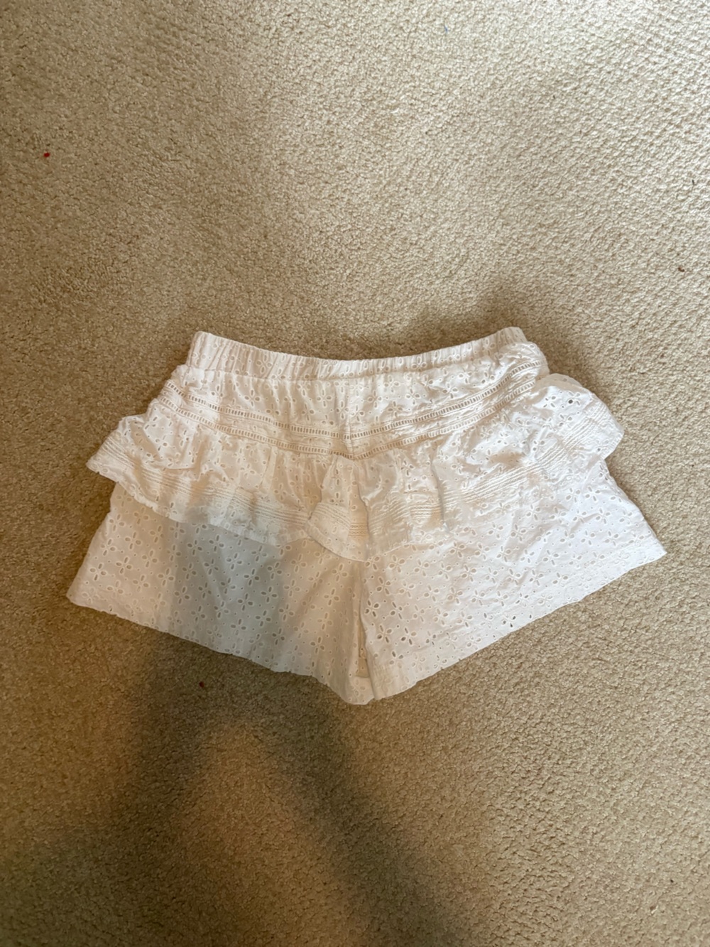 Small White Eyelet Ruffle Shorts - Picture 2 of 3